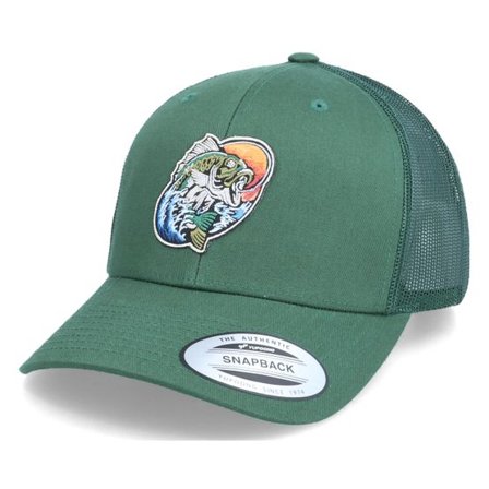 Skillfish - Grön trucker Keps - Bass Logo Patch Evergreen Trucker @ Hatstore