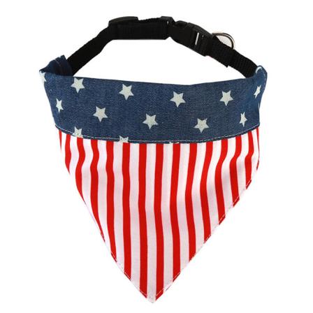 Lille Hundebåndana Patriotisk Hundekrave Dyrehalstørklæde 4. juli Hundeshalsklæde Hundebind Amerikansk flagmønster American flag pattern 16.5X12cm