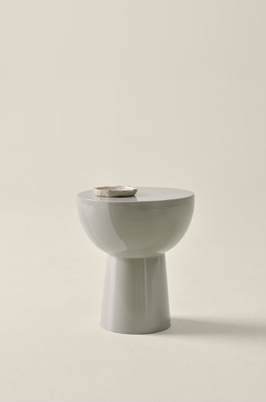 Jotex - Glossy Rundt Sidebord Grå - BALIS - Kjøp Sidebord & småbord hos Jotex