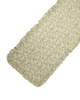 Bordslöpare Fanny småblommig med volang Beige - Redlunds