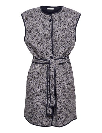 nué notes | Ozzie Vest | 36