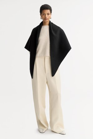 Soft Goat - Triangle scarf - One Size - Black