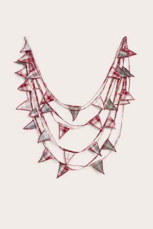 Newbie | Kuviollinen lippukoriste | Punainen