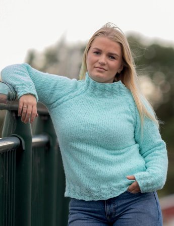 Knit Norway Linda Flettegenser Oppskrift