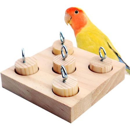 ING Interaktivt trætyggelegetøj til papegøjer, nymfeparakitter og volierefugle. Holdbart trænings- og berigelseslegetøj til fugleburet. Aktivitet og