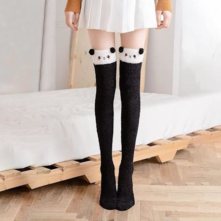 2 par fluffy lårhøye sokker, svarte og grå dame- og jentestrømper til knærne