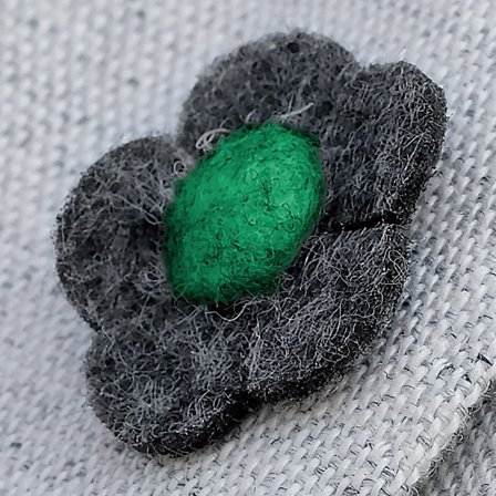 Spilla a forma di fiore verde e grigio per uomini - Spille a forma di fiore