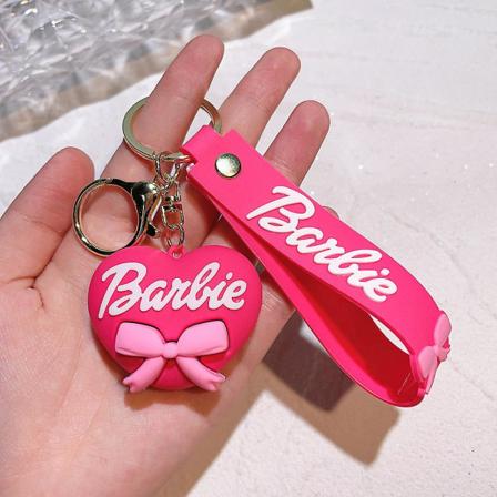 Flickor Barbie Nyckelringar Rosa Barbie Kärlekshjärta Tecknade figurer Docka Modell Leksaker Väska Hänge Prydnader Bilnyckelring Tillbehör Present 