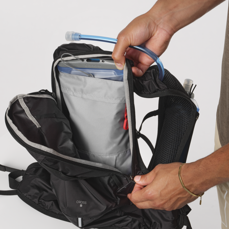 Salomon - Plecaki Torby i plecaki Cross 8 - Black