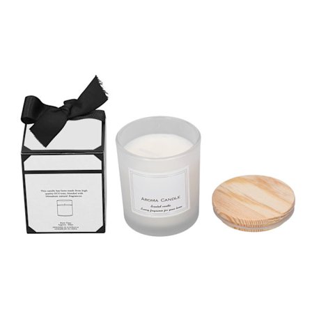 Soijavahakynttilät Luonnollinen soijavaha Hillitty ylellinen tuoksukynttilä himmeällä puisella kannella hajujen poistamiseksi Lahjojen antamiseen