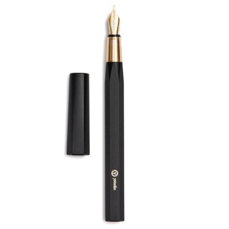 Fountain Pen Resin Black Medium