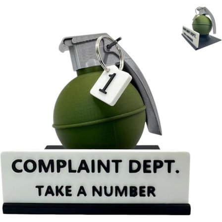 Klageservice Skilt til Skrivebord med 3D-printet Granat Legetøj - Sjov Kontor Spøg Gave til Chef & Kolleger, Humoristisk Skrivebordsindretning til 