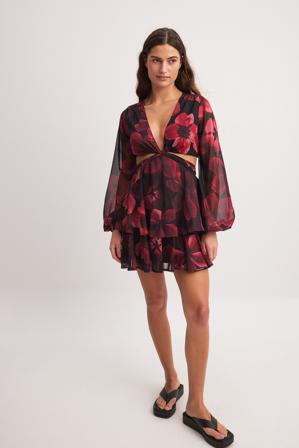 Phiaka x NA-KD Robe courte torsadée sur le devant à volants - Robes de fête - Flower - EU 34