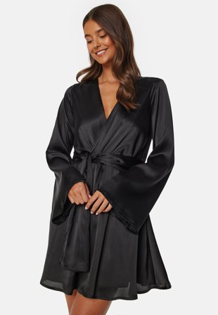 BUBBLEROOM Nichelle Knot front Dress Black Klær