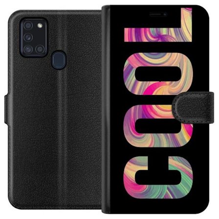 Kompatibel Tegnebogsetui til Samsung Samsung Galaxy A21s Modern typografisk kunst med ordet LOVE i flydende regnbuefarver mod sort baggrund, der skabe