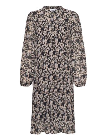 Fplinda Dr 1 Dresses Cocktail Dresses Svart Fransa Curve