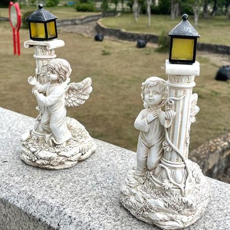 Aurinkoenergialla toimiva ulkokulma LED-vesitiiviille enkelivalolle, aurinkoenkeli