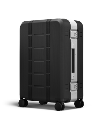 Db - Ramverk Pro Check-In Luggage Medium Silver