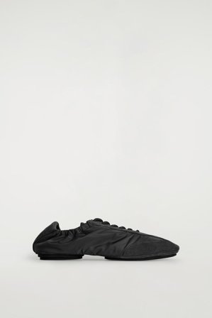 COS Women's Suede-Nylon Ballet Trainers in Black