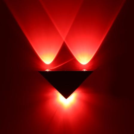 3W LED Aluminium Trekant Vegglampe Moderne Hjembelysning Innendørs Utendørs Dekor Lamper Rød