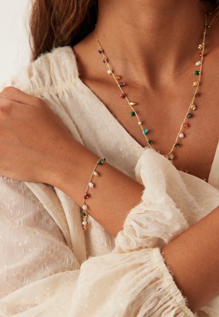 Pilgrim - Between Bracelet -plated - Gold - Kläder - - Bubbleroom