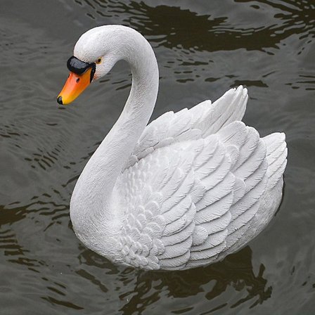 Hagepynt Utendørs Svane Resin Dekor Hagehåndverk Vannoverflatedekorasjon Størrelse: 19,5*B13*H19,5cm 19,3*13*19,3 cm