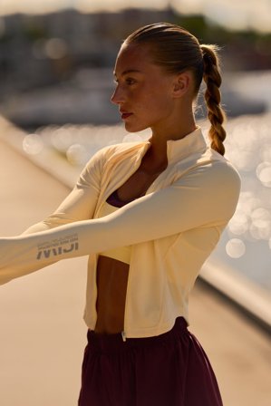 Mirage Printed Zip Midlayer Butter Yellow