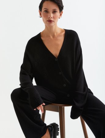 Movesgood Athena Cardigan - Black - S
