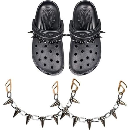 Tvådelad uppsättning av svart Croc-charm, punknitad avsmalnande metallcharmkedja, används för DIY-dekoration, casual skor och sandaltillbehör, används