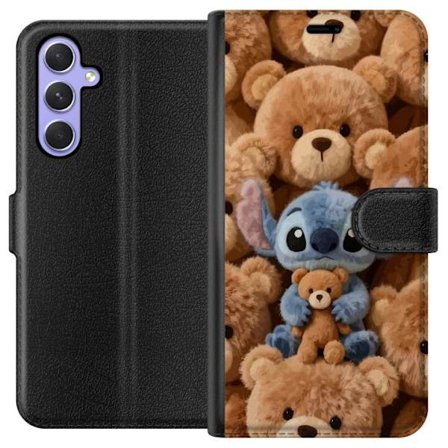 Kompatibel Tegnebogsetui til Samsung Galaxy A54 Stitch omgivet af brune teddybjørne med en lille teddybjørn i armene i en sød og hyggelig kawaii-desig