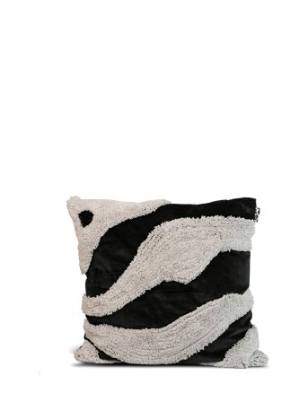 Byon Pillow Fluffy - Black - 50X50CM