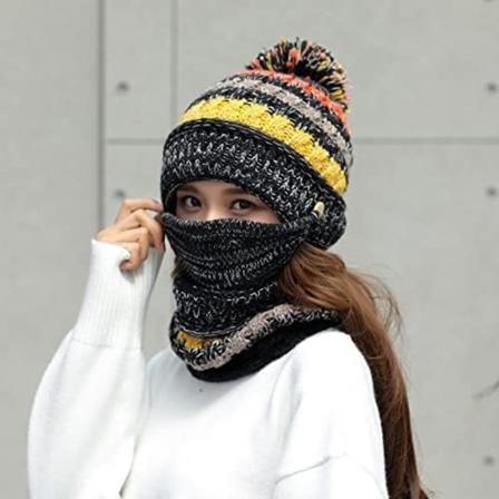 3 i 1 Dam Stickad Mössa Cirkel Halsduk Mask Set Fleece Pom Full Varm Mask Öronlapp Cykelmössa Vindtät Skidhuva Mössa