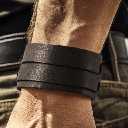 Gladius | Pulsera de hebilla de cuero de búfalo de grano completo negro para hombres - Pulseras anchas