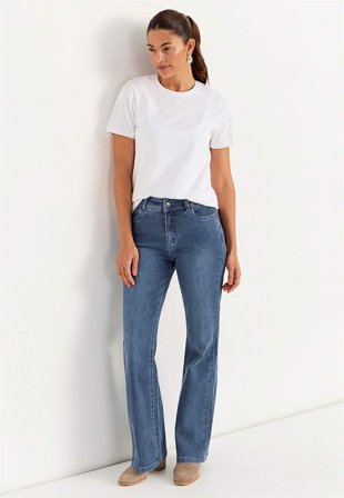 Cellbes of Sweden - Superstretchiga bootcut jeans Sara - mellanblå denim - för damer - 50L