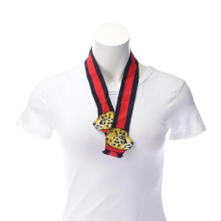 Gucci Vintage Pre-owned Silke sjalar röd, Dam Vintage Accessoarer, Dam, Storlek: ONE SIZE