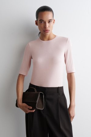 COS Frauen Leichtes, Schmal Geschnittenes T-Shirt in Rosa