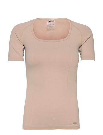 Solid Beige Luxe Seamless Short Sleeve Beige AIM'N