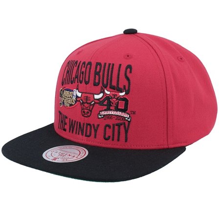 Mitchell & Ness - Rojo snapback Gorra - Chicago Bulls City Love Red/Black Snapback @ Hatstore