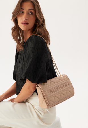 Valentino Ada Flap Bag 005 Beige Vaatteet