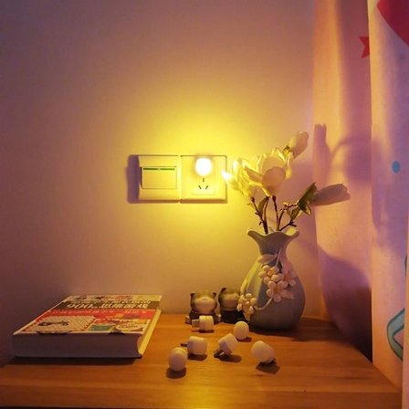 Mini USB Nattlys Liten LED-pære GUL LYS GUL LYS