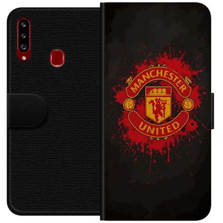 Kompatibelt Lommeboketui til Samsung Samsung Galaxy A20s Manchester United logo i rød og gul farge med røff sportslig bakgrunn