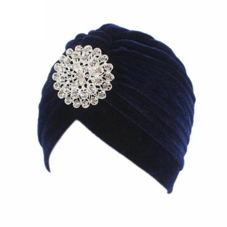 Lyxig Turban I Sammet Och Stor Brosch Diamanter Strass Mössa Blue One Size