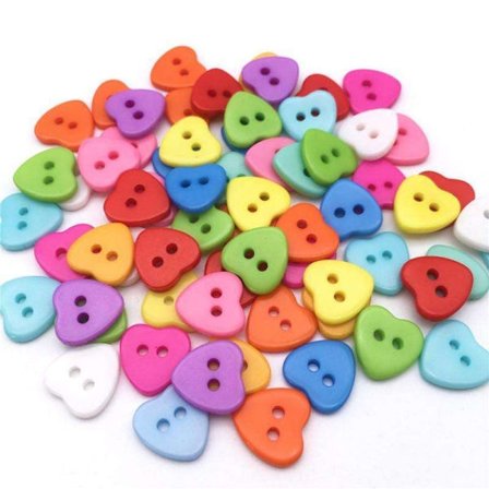 100 stk. knapper i resin - Hjerter -