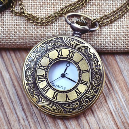 Fashionabel lantlig retro romersk fickur stor storlek dubbel display romersk skala flip cover quartz klocka digital skala och kedjerem