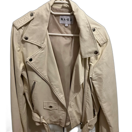 Vit skinnjacka från NA-KD