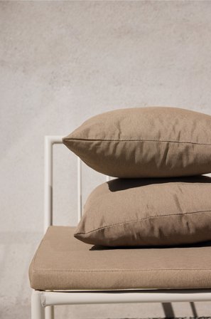 Jotex - Putesett Lenestol Brungrå - MENTON - Kjøp Puter & sitteputer hos Jotex