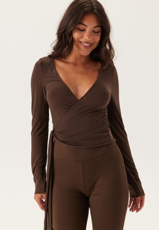 Pieces - Pcroya Ballerina Ls Wrap Top - Hot Fudge