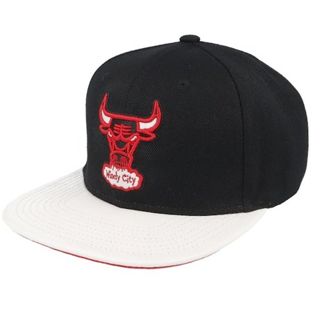 Mitchell & Ness - NBA Black snapback Czapka Z Daszkiem - Chicago Bulls SSBSTS Hwc Black/White Snapback @ Hatstore
