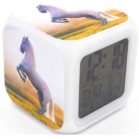 Ny vit häst Led väckarklocka Kreativ skrivbordsbordsklocka Multifunktionskalender Snooze Glödande LED Digital väckarklocka för unisex vuxna Barn 