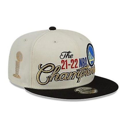 Golden State Warriors New Era 2022 NBA Champions Locker Room Snapback Keps Hand